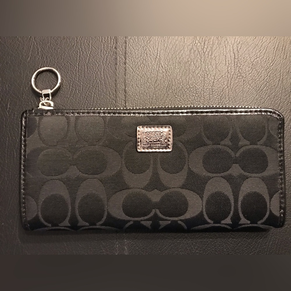 Coach Slim Zip Accordion Wallet - Picture 2 of 7